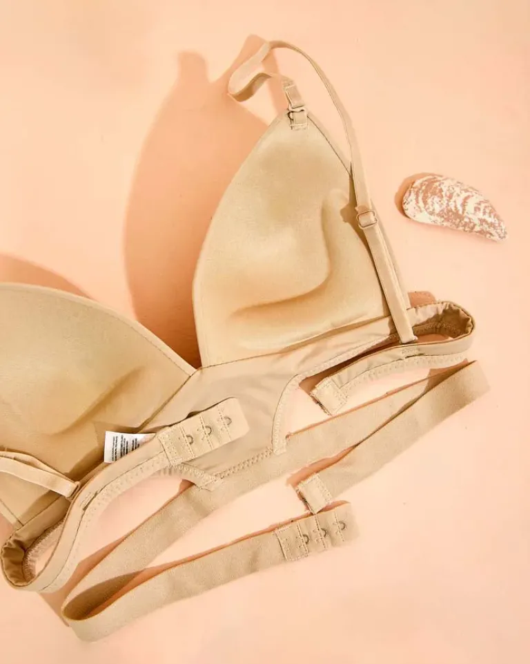 Damski biustonosz z ozdobnymi paseczkami Codzienne