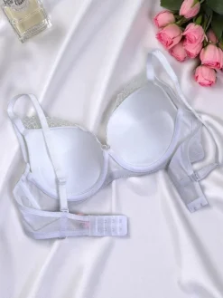 Clearance Damski biustonosz push- up z koronką Romance Push-Up Codzienne