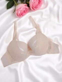 Outlet Damski usztywniany biustonosz z koronką Bra Bella Codzienne