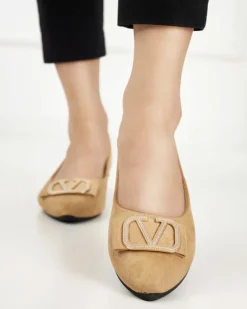 New Damskie beżowe baleriny z ozdobą na nosku Cavo Baleriny Klasyczne