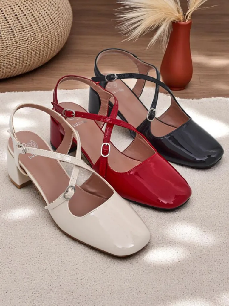 Sale Damskie czółenka na niskim obcasie z ozdobnymi paseczkami Lollita Klasyczne