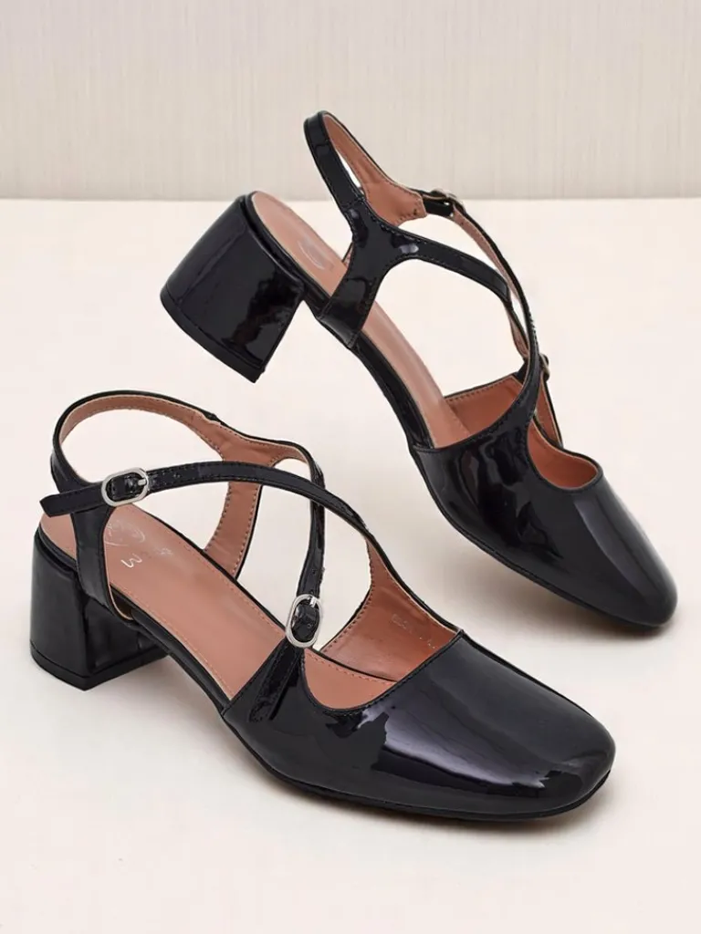 Best Damskie czółenka na niskim obcasie z ozdobnymi paseczkami Lollita Klasyczne