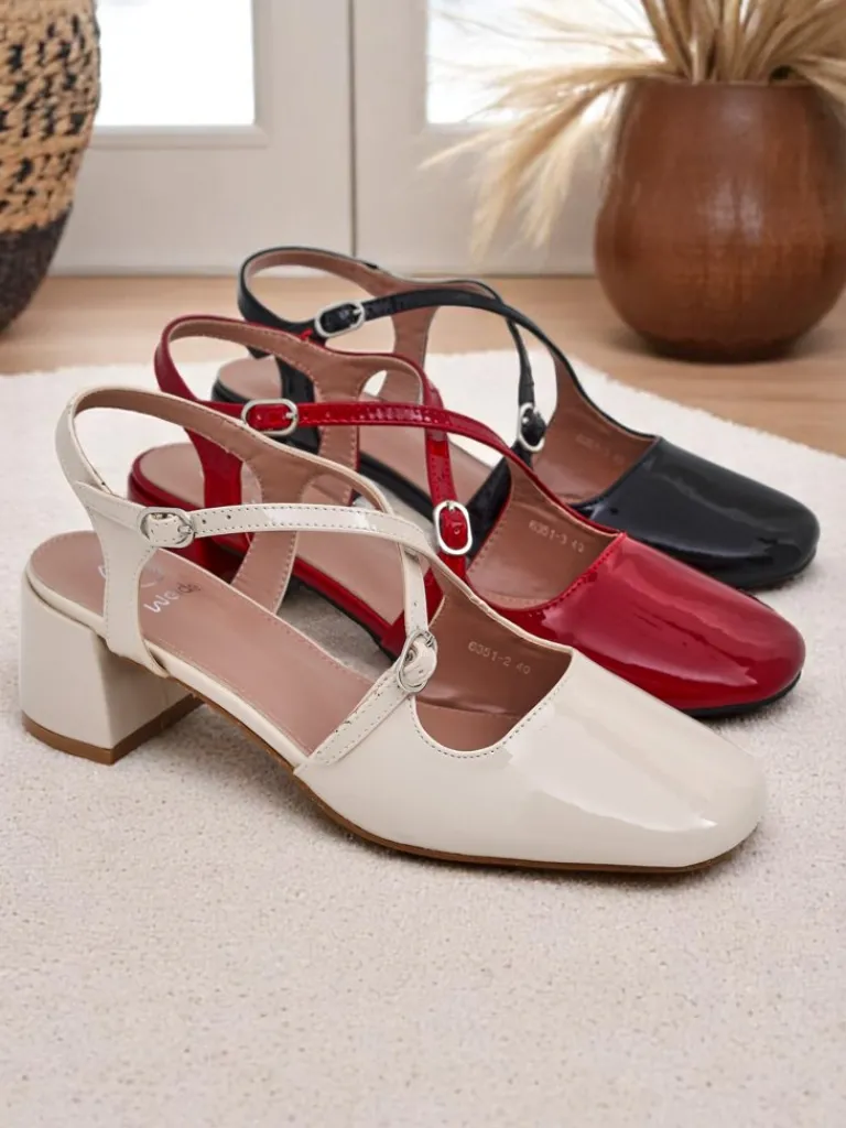 Best Damskie czółenka na niskim obcasie z ozdobnymi paseczkami Lollita Klasyczne