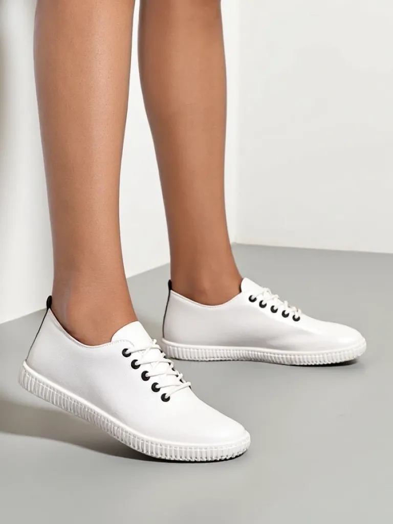 Outlet Damskie eko skórzane trampki Tonete Trampki