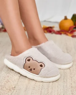 Clearance Damskie futrzane kapcie z misiem w kolorze jasnoszarym Fetemes Kapcie