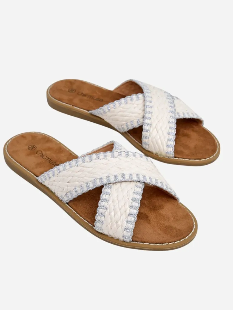 Sale Damskie klapki z plecionymi paseczkami Bornes Klapki Płaskie