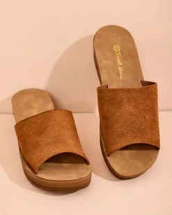 Discount Damskie klapki na niskim koturnie Saffil Klapki Na Obcasie