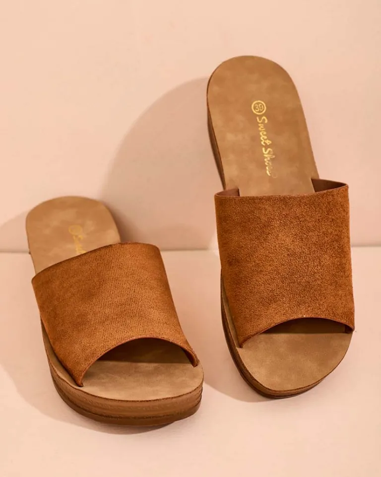 Discount Damskie klapki na niskim koturnie Saffil Klapki Na Obcasie