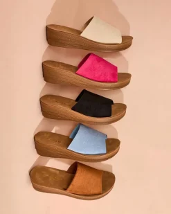 Discount Damskie klapki na niskim koturnie Saffil Klapki Na Obcasie