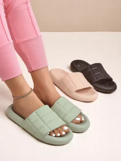 Sale Damskie klapki na płaskiej podeszwie Quilt Walk Klapki Płaskie