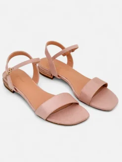 Discount Damskie sandały na płaskiej podeszwie Aronies Ugc|Sandały Płaskie