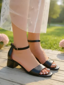 Outlet Damskie sandały na niskim obcasie SoftHeels Sandały Na Słupku