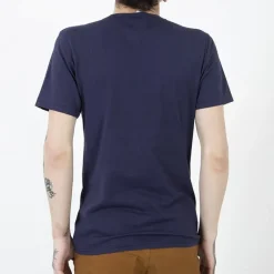 Outlet Granatowa bawełniana koszulka męska z printem Bluzki