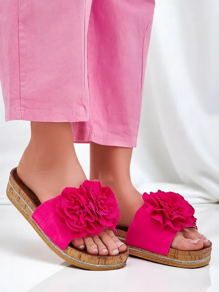 Sale Klapki damskie z kwiatuszkami Focce Klapki Płaskie