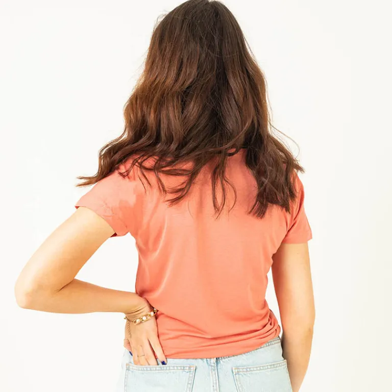 Online owy damski t-shirt z napisem z cekinów Bluzki / Koszule / Koszulki