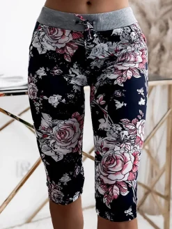 Discount Kwiatowe spodenki damskie 3/4 w kolorze granatowo- koralowym Spodenki 3/4|Krótkie Spodenki