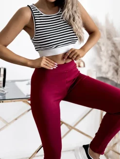 Clearance Legginsy damskie w kolorze m Legginsy / Tregginsy