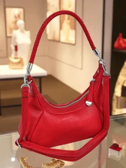 Outlet Mała damska torebka z eko skóry z ozdobnym paseczkiem Lacquea Damskie Małe Torebki