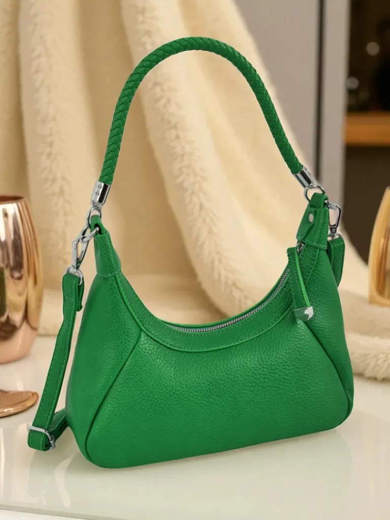 Best Mała damska torebka z eko skóry z ozdobnym paseczkiem Lacquea Damskie Małe Torebki