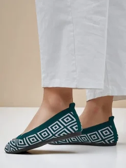 New Materiałowe damskie baleriny z geometrycznym printem Metric Baleriny Klasyczne