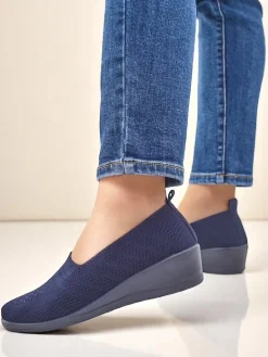 Outlet Mokasyny damskie na niskim koturnie Epoles Mokasyny Na Obcasie