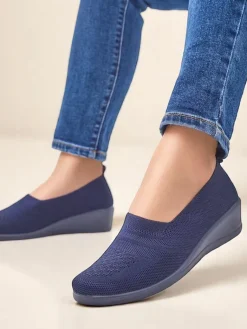 Outlet Mokasyny damskie na niskim koturnie Epoles Mokasyny Na Obcasie