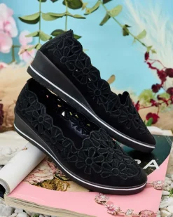 Półbuty damskie na niskim koturnie Dellio Półbuty