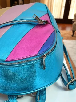 Best Plecak damski z eko skóry w paski Metallic Stripes Damskie Plecaki