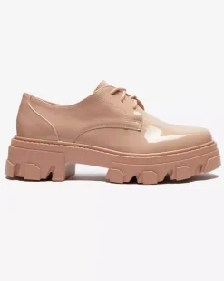 Różowe lakierowane półbuty damskie Delgor Półbuty