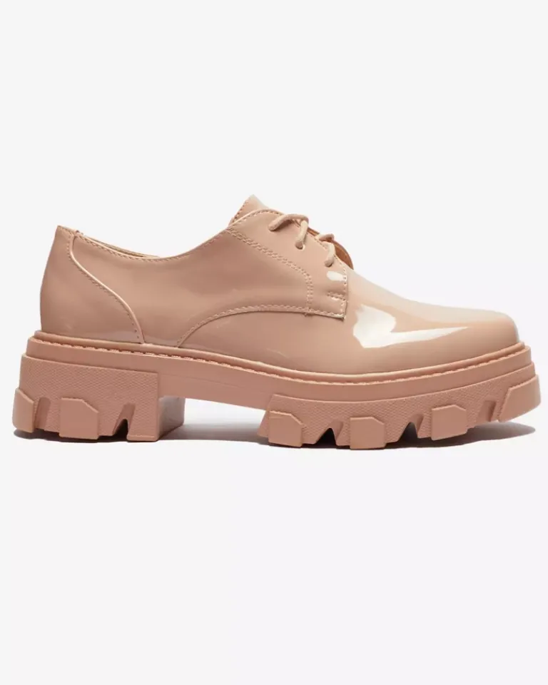 Różowe lakierowane półbuty damskie Delgor Półbuty