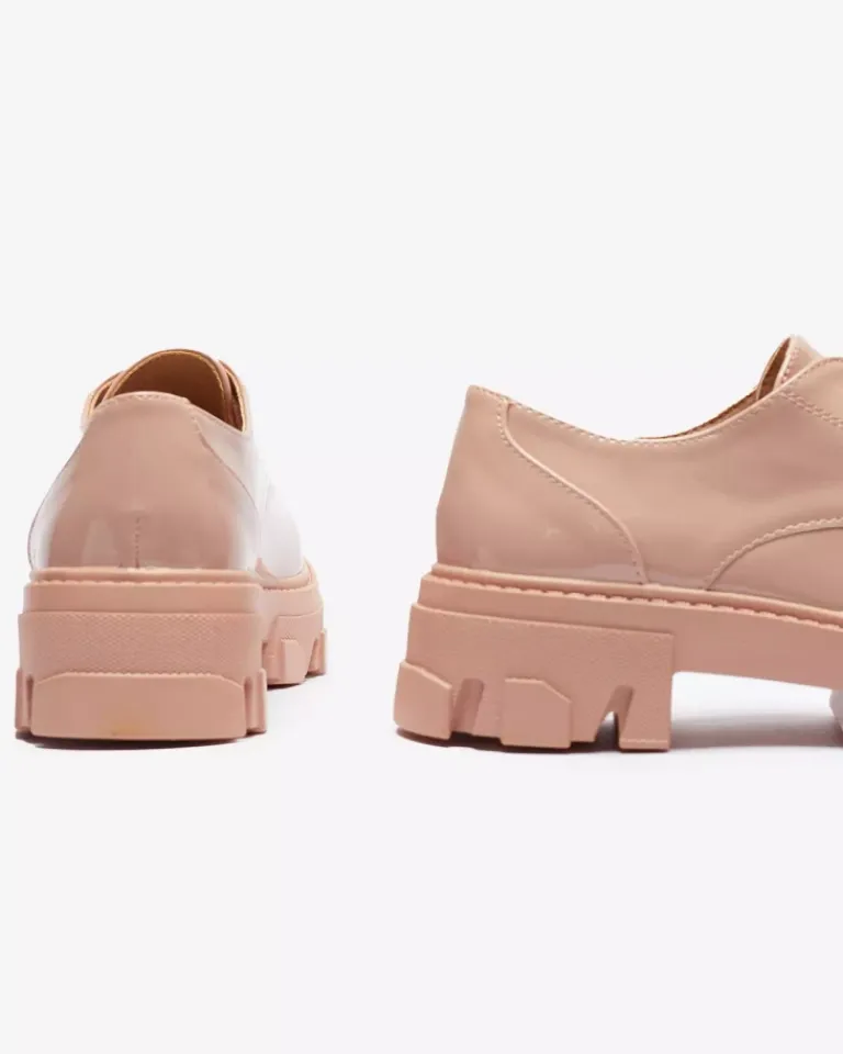 Różowe lakierowane półbuty damskie Delgor Półbuty