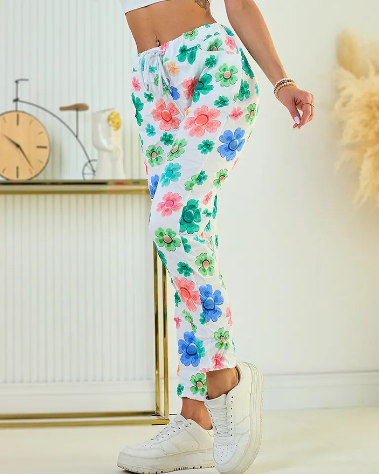 Spodnie damskie materiałowe w kwiaty Spodnie Materiałowe