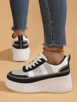 Sportowe sneakersy damskie na platformie Siserra Damskie Sneakersy