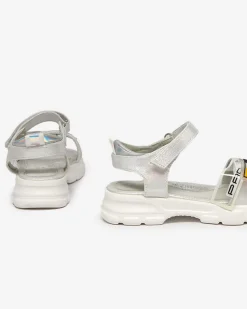 Sale Srebrne błyszczące sandałki dziewczęce Lorij Dziewczęce