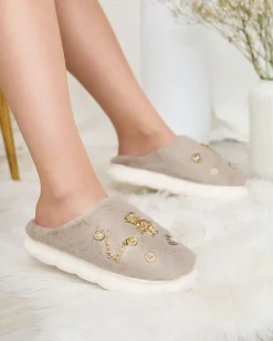 Szare damskie futrzane kapcie z ozdobami Erserra Kapcie