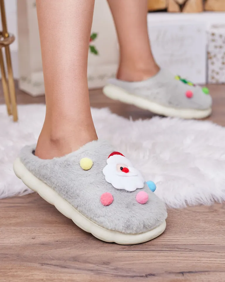 Świąteczne damskie kapcie w kolorze szarym Fertemse Kapcie