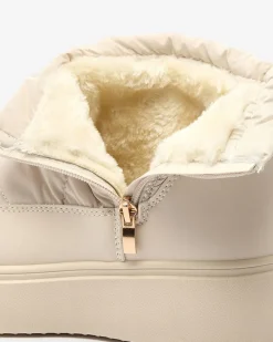 Online Wsuwane śniegowce damskie w kremowym kolorze Armeda Śniegowce|Botki Z Grubym Ociepleniem