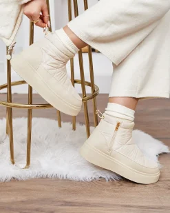 Online Wsuwane śniegowce damskie w kremowym kolorze Armeda Śniegowce|Botki Z Grubym Ociepleniem