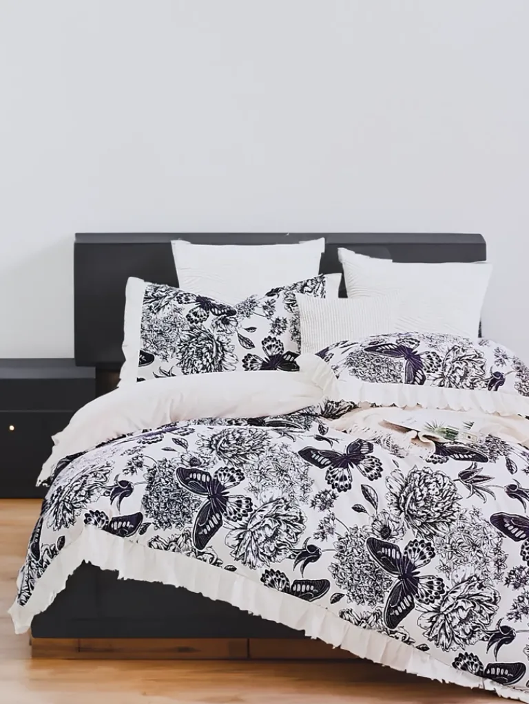 Wzorzysta pościel z falbanką 160x200 komplet 3 CZĘŚCI 160 X 200 Cm