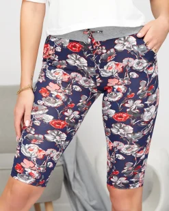 Online Wzorzyste spodenki damskie 3/4 w kolorze granatowo- czerwonym Spodenki 3/4|Krótkie Spodenki