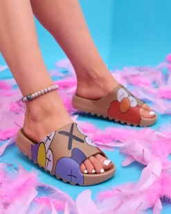 Sale Złoto - brązowe damskie klapki Elmino Klapki Basenowe|Klapki Płaskie