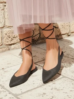 Best Sandały Damiane Nero - Czarne baleriny wiązane z tkaniny, płaski obcas Baleriny Klasyczne