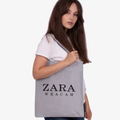 Clearance Szara materiałowa torba z napisem - Akcesoria Damskie Materiałowe